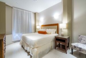 Luxueus-appartement-te huur-Punda-Curaçao-slaapkamer