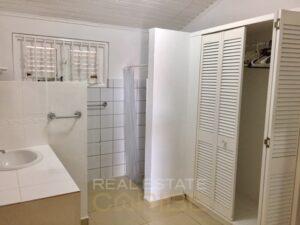 for-rent-apartment-Jan-Sofat-Curaçao-bathroom