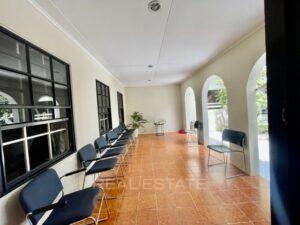 Spacious-tropical-house-Rooi-Catootje-Curacao-for-sale-for-rent