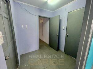 Nice-office-unit-for-rent-in-central-location-suitable-as-flex-workplace.