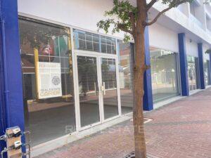 Bonito-local-comercial-en-el-centro-de-Punda