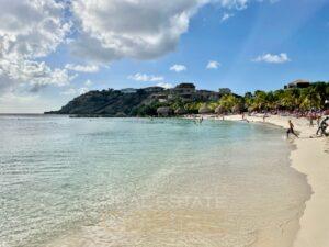 Schlüssel-Wohnung-zu-Miete-an-Blauem-Bucht-Curacao-Resort