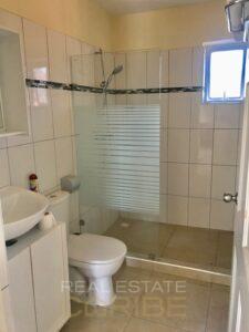 Modern-appartment-for-rent-in-the-heart-of-Otrabanda-bathroom