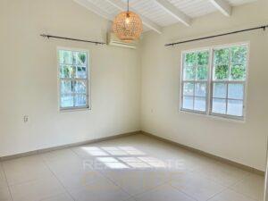Beautiful-renovated-home-for-rent-on-resort-Lagunisol-Jan-Thiel-Curacao-bedroom