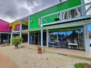 beautiful-commercial-space-centrally-located-with-many-possibilities
