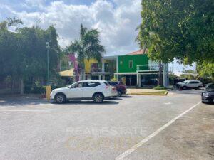 beautiful-commercial-space-centrally-located-with-many-possibilities