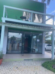 beautiful-commercial-space-centrally-located-with-many-possibilities