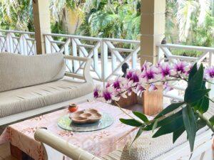 beautiful-Spanish-hacienda-style-villa-with-tropical-luxury-and-pool-in-Villapark-Zuurzak-for-sale