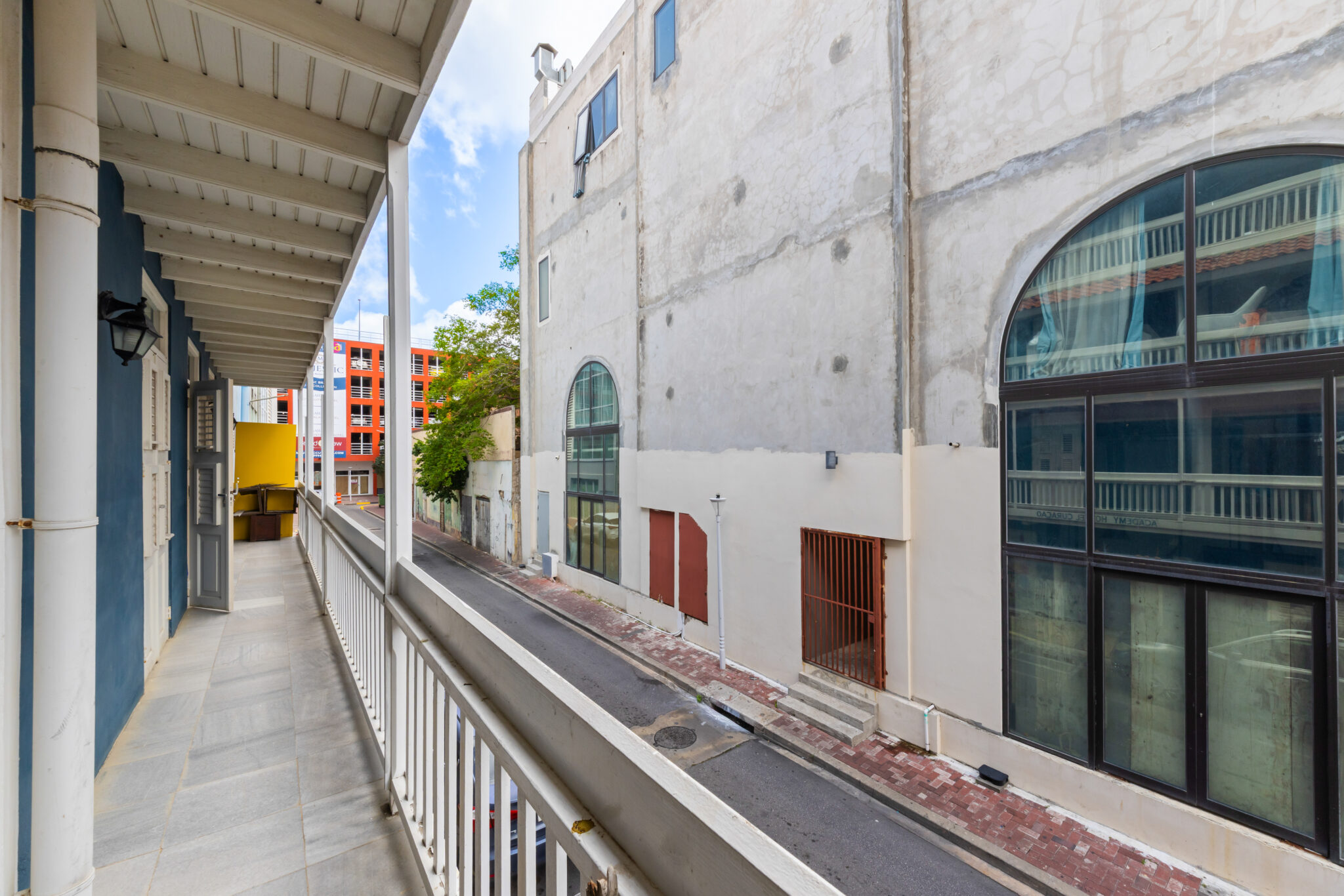 Commercial in Punda