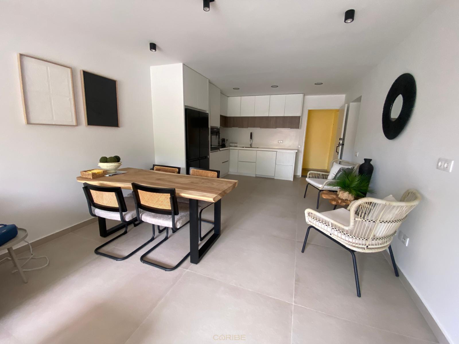 Apartment in Blue Bay