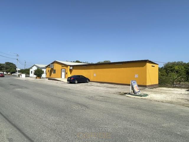 Commercial in Suffisant