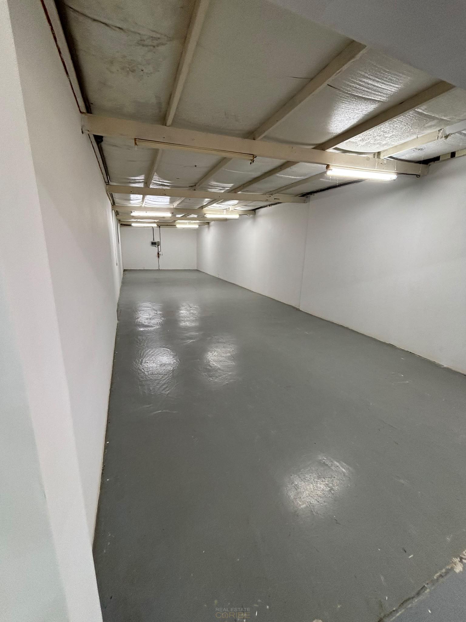 Commercial in Suffisant